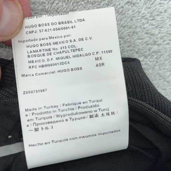 Hugo Boss Dress Pants, Charcoal. VGUC. 100% Virgin Wool waist 32” inseam 31” - Picture 14 of 16